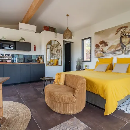 La Grande Oasis - Atypiques Bed and Breakfast Grazac (Tarn)