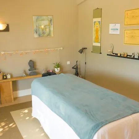 La Grande Oasis - Logements Atypiques Bed & Breakfast