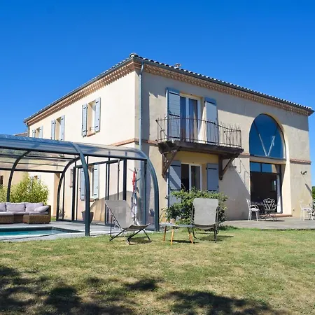 La Grande Oasis - Logements Atypiques Bed & Breakfast 4*