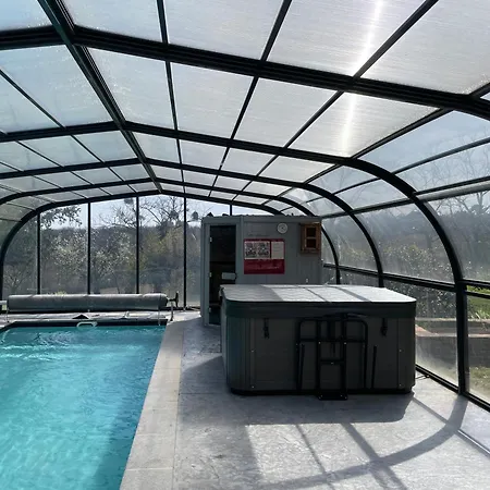 Frühstückspension La Grande Oasis - B&B et Spa 4*