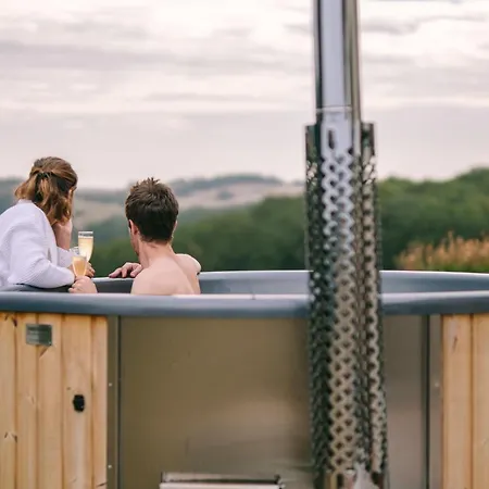 Bed & Breakfast La Grande Oasis - Logements Atypiques 4*